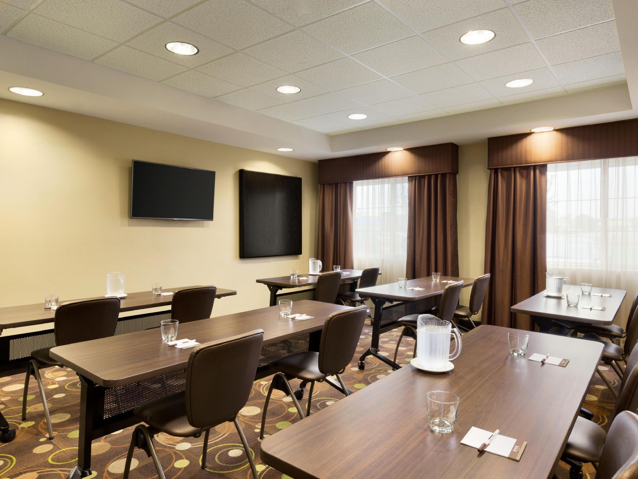 Staybridge Suites West Edmonton By Ihg Esterno foto
