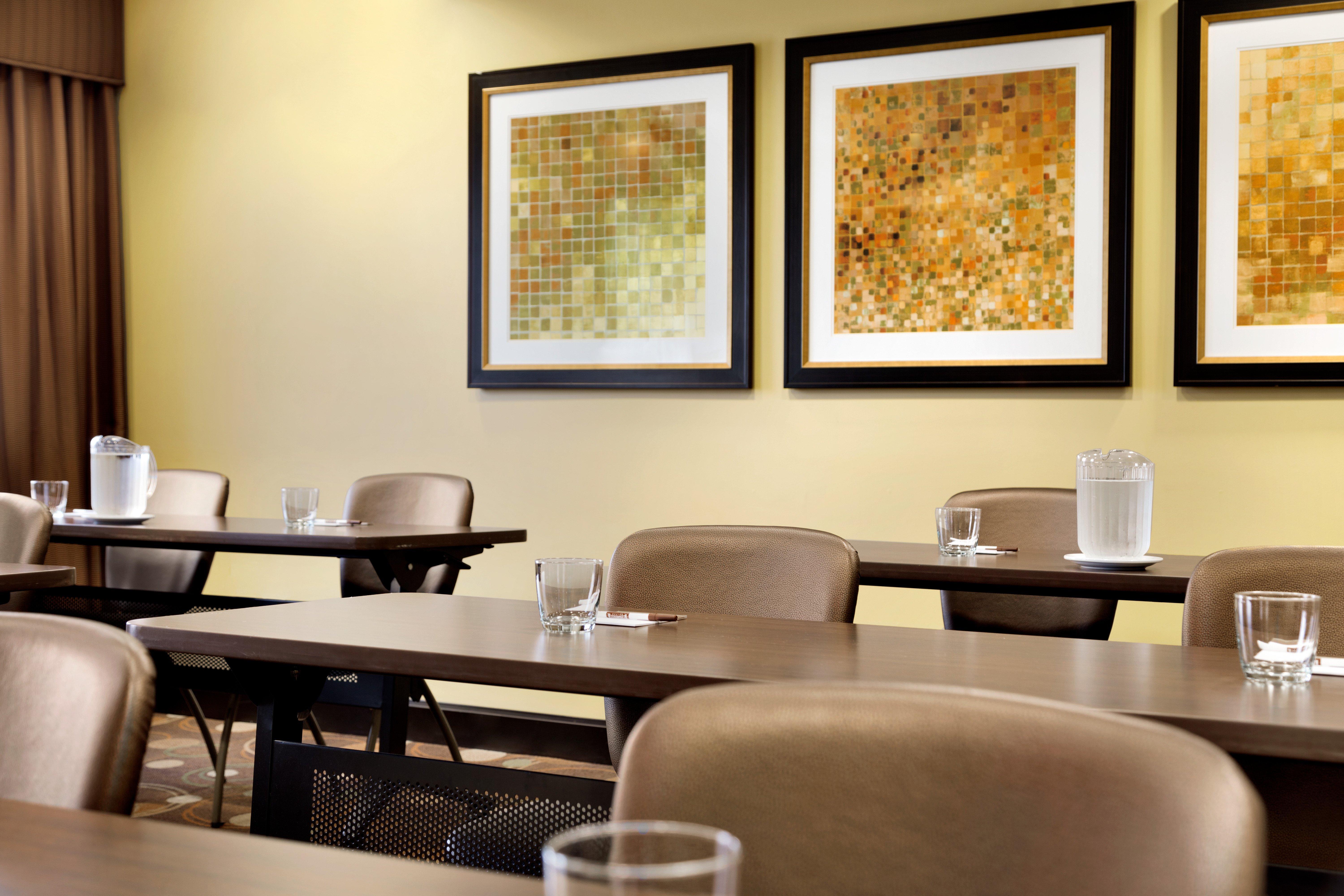 Staybridge Suites West Edmonton By Ihg Esterno foto