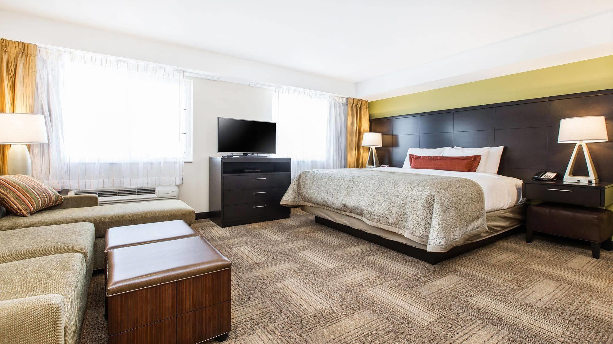 Staybridge Suites West Edmonton By Ihg Esterno foto